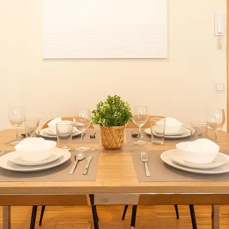 Lu&cia Casa Picasso * 马拉加